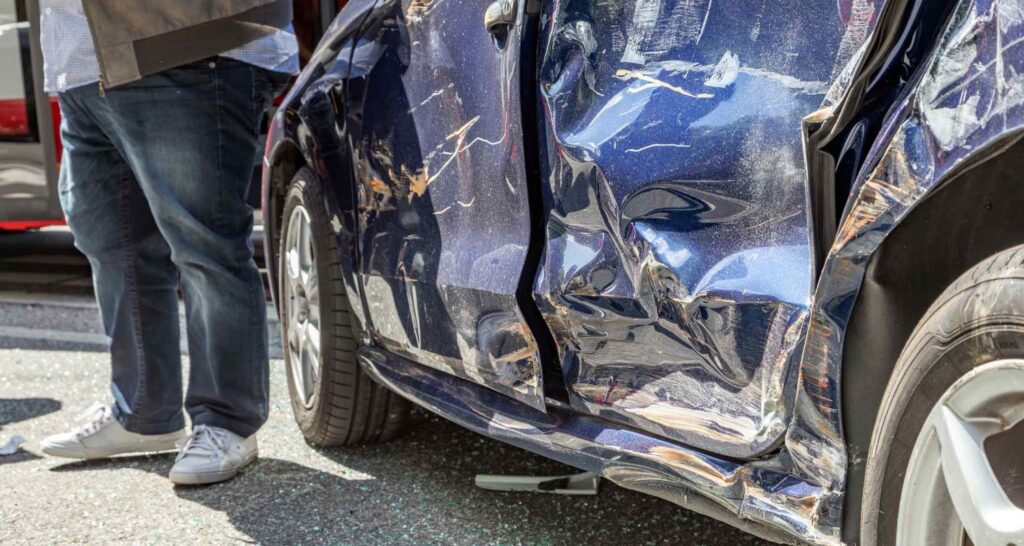 Reasons You May Need a Florida Car Accident Lawyer | Call (561) 684-6330