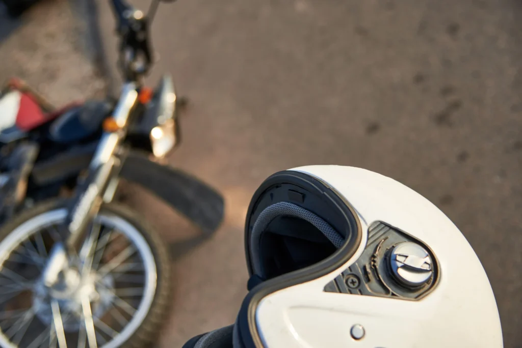 Does Florida Law Require Motorcyclists to Wear a Helmet, and Does It Affect My Injury Claim Does Florida Law Require Motorcyclists to Wear a Helmet, and Does It Affect My Injury Claim