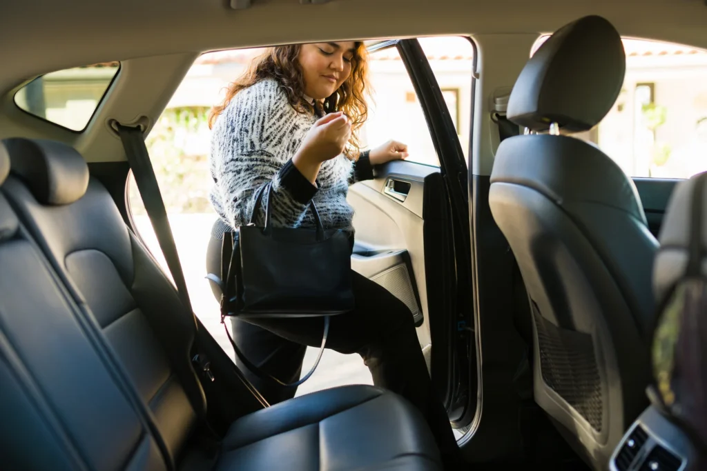 Does FL Require Uber & Lyft To Carry Insurance For Passengers Injured? Does FL Require Uber & Lyft To Carry Insurance For Passengers Injured?
